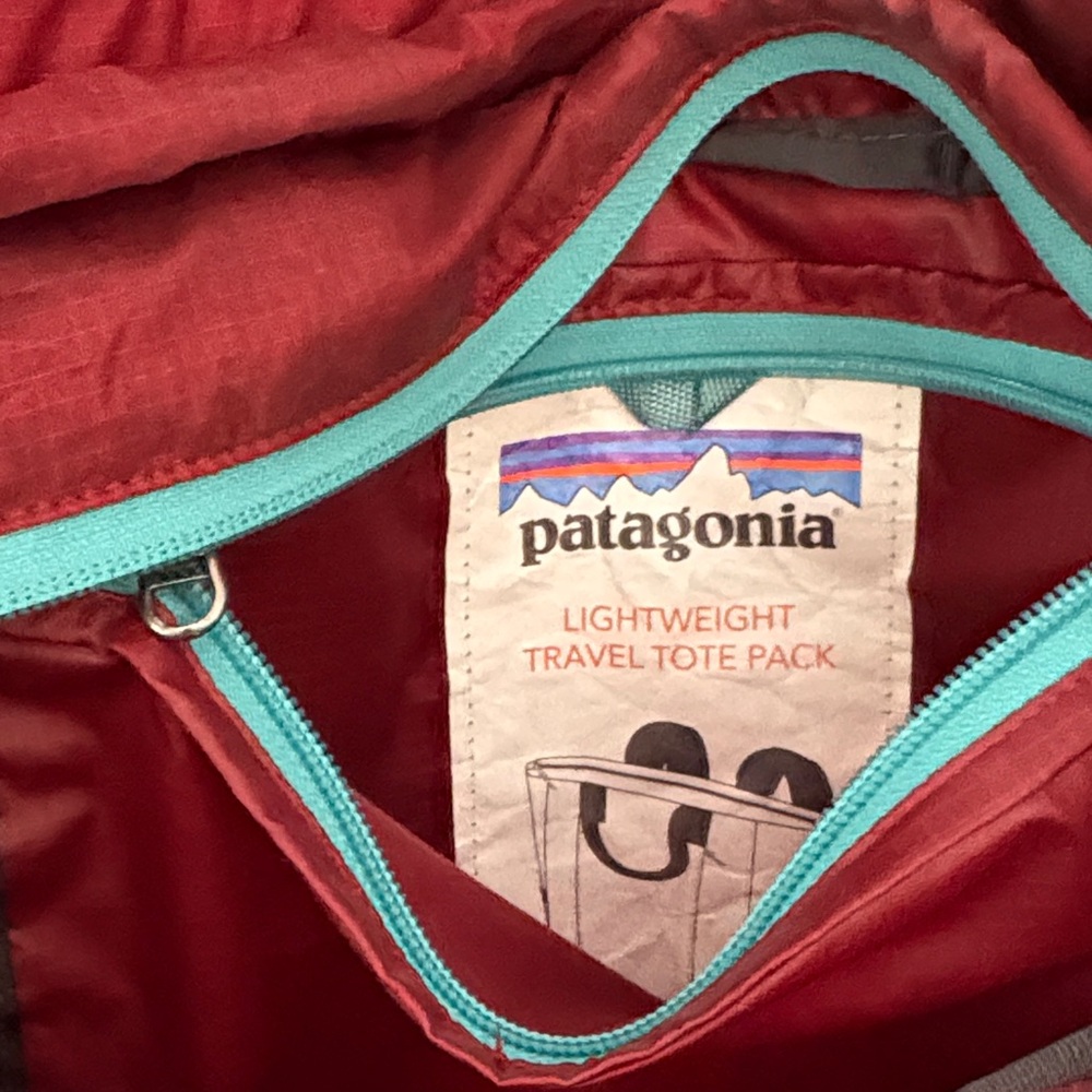 Patagonia lightweight pack - unused - Picture 4 of 8